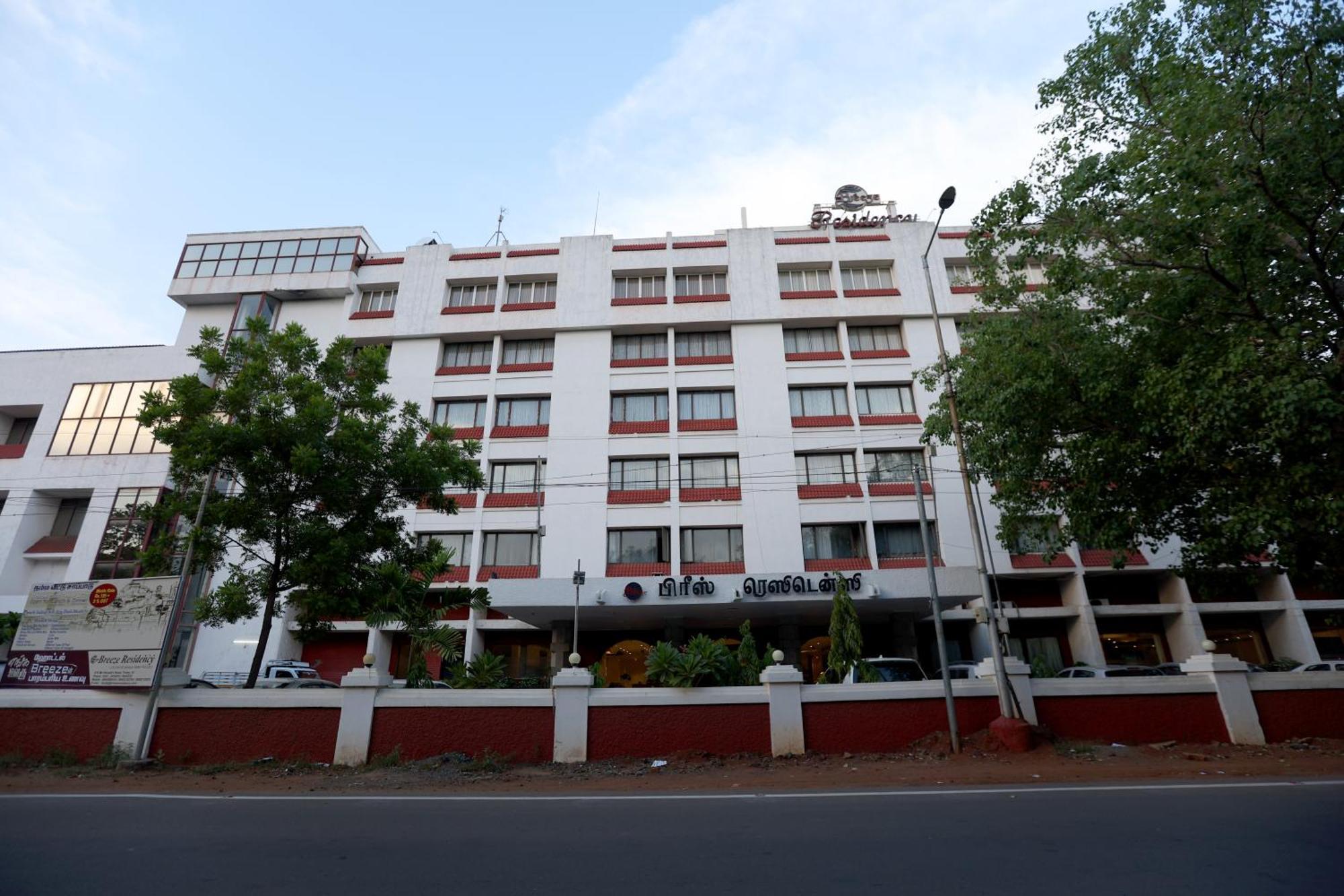 Hotel Breeze Residency Tiruchirappalli Exterior foto